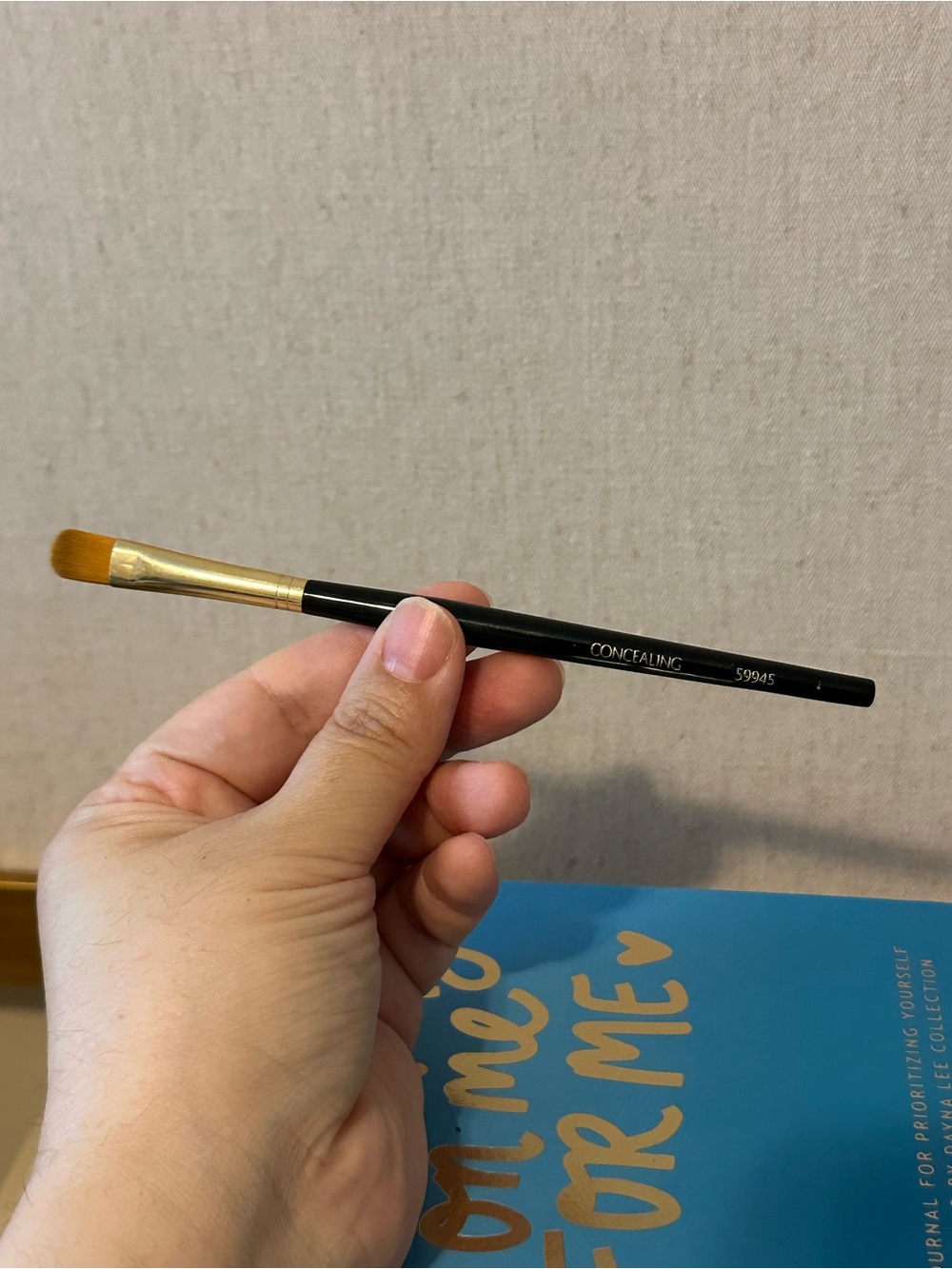 Merle Norman Concealing Flat Brush